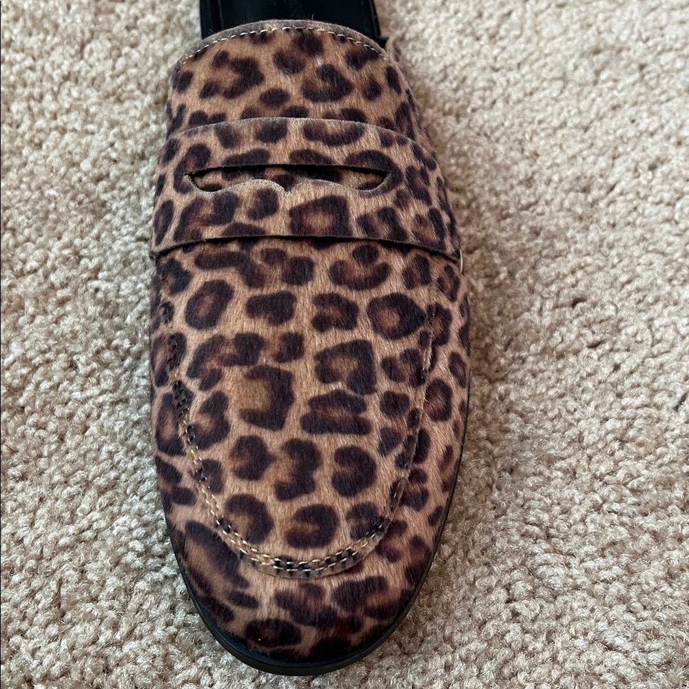 NWT Banana Republic Leopard Mules - Picture 2 of 9